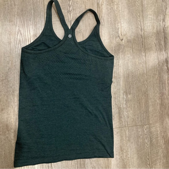 Lululemon Ribbed Tank - Size 8 - Picture 4 of 4